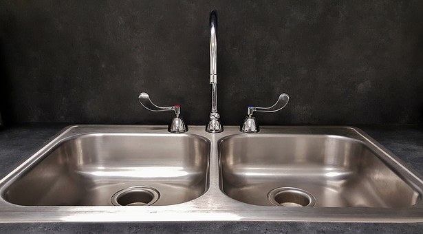 Stainless steel kitchen sink