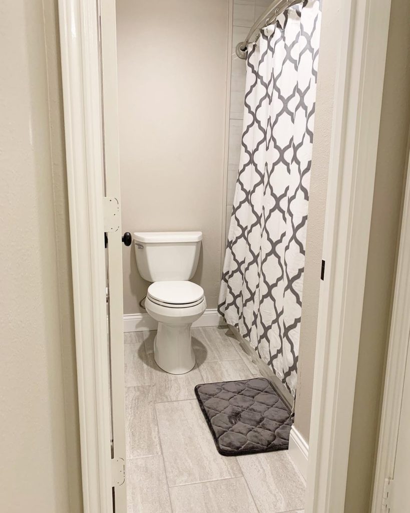 gray guest bathroom ideas