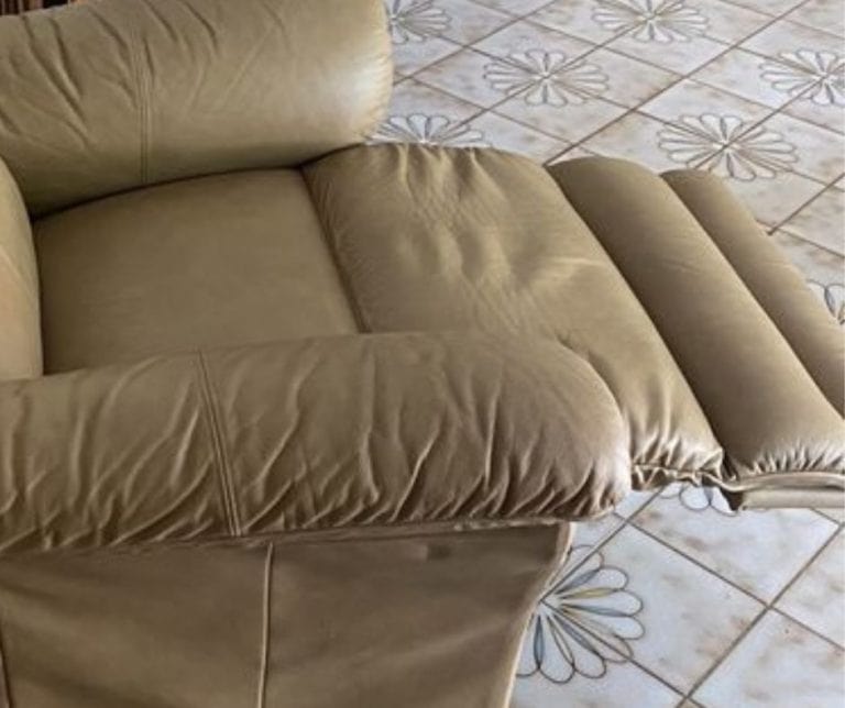 8 Easy Ways to FIX a Recliner Footrest so it Works in 2022 SwankyDen