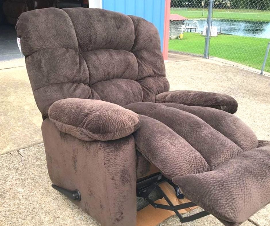 Microfiber Recliner ready to be cleaned