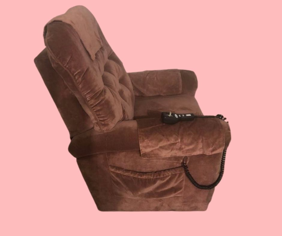 sideview of lazy boy recliner