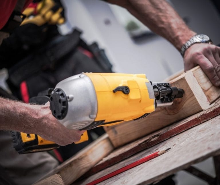 6 Best Electric Staple Guns for Easy Upholstery in 2022