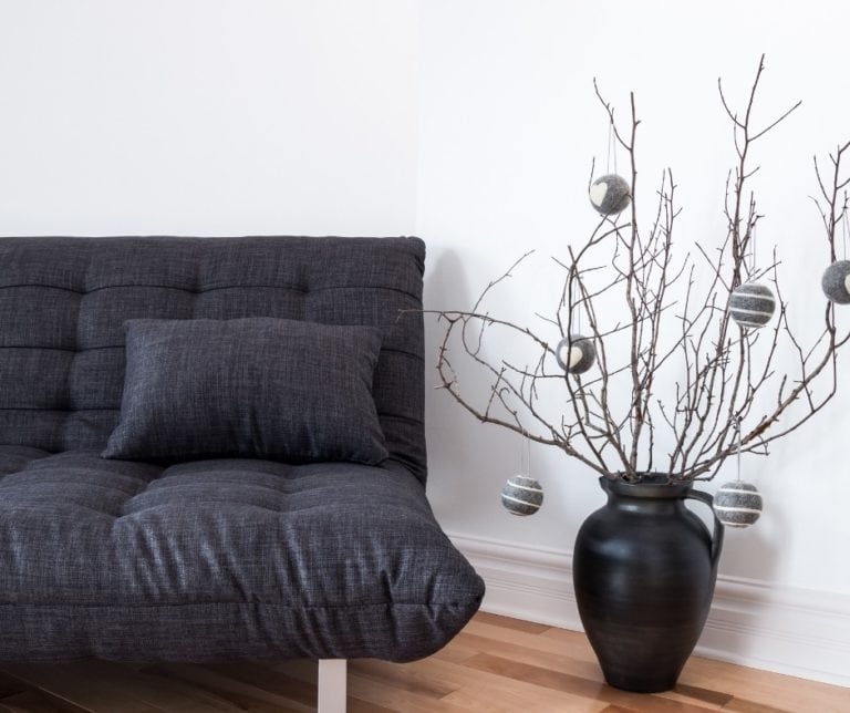 11 Best Futons for Heavy People in 2022