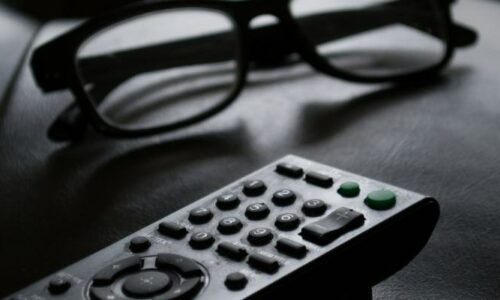 6 Best Caddy or Remote Control Holder for Recliner