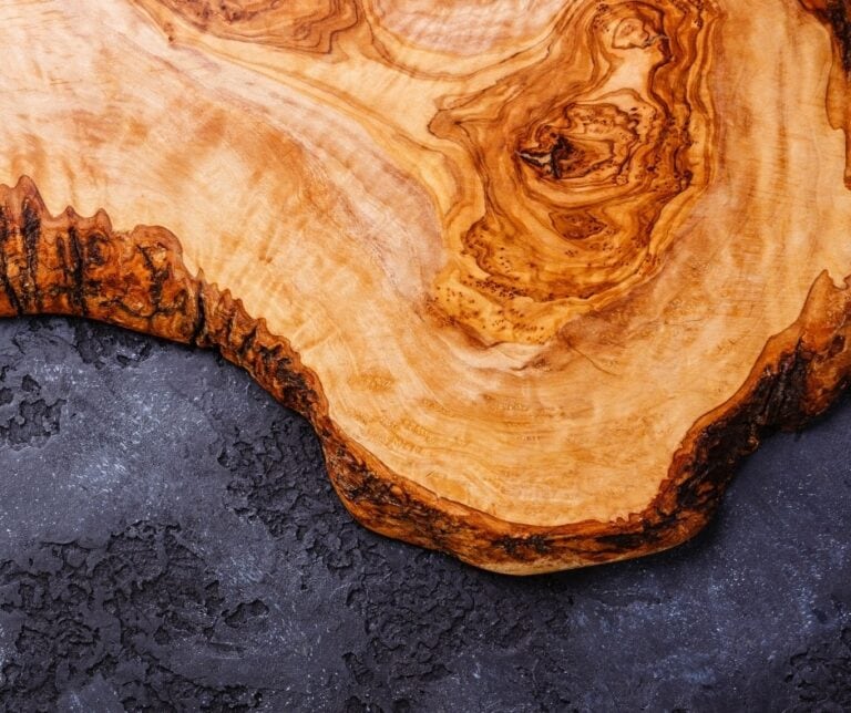 Which Woods are Used to Make Furniture?