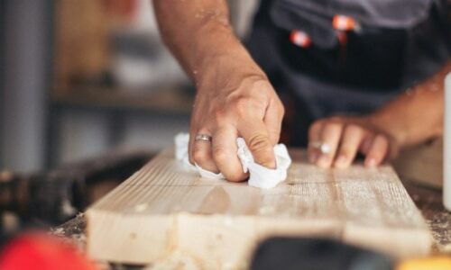 Liquid Nails for Wood: Wood Glue Vs Liquid Nails