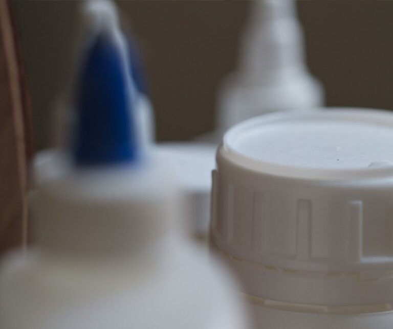 Best Glue for Fabric to Fabric in 2023