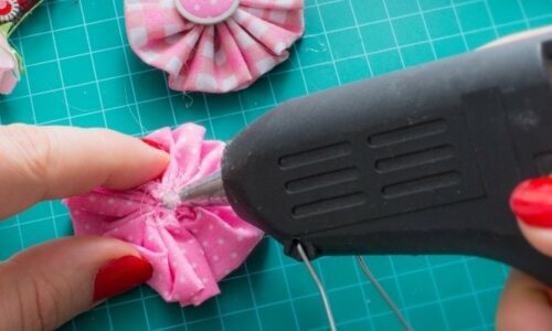 Best Glue for Fabric to Fabric
