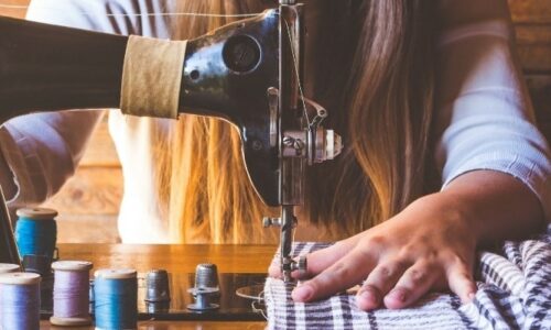 5 Best Sewing Machines for Upholstery