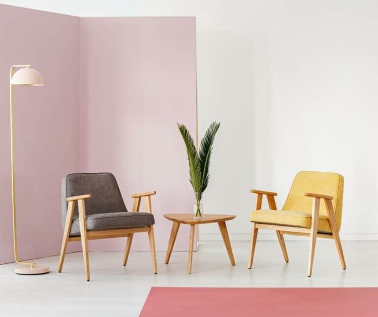 Should End Tables Be Higher or Lower Than Couches?