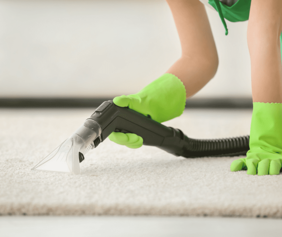 Cleaning a rug using a vacuum