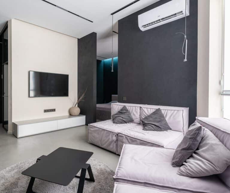 Why Don’t American Living Rooms Have Ceiling Lights?