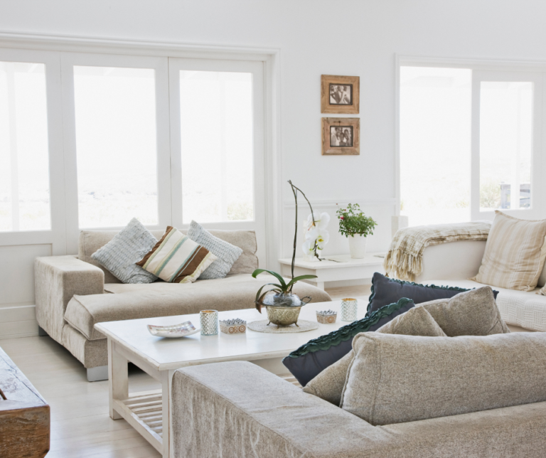 How to Decorate a Wall With Windows